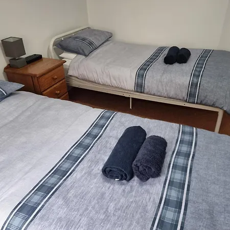 3-beds Sleep 7 With Garden & Private Parking * Carrick on Shannon
